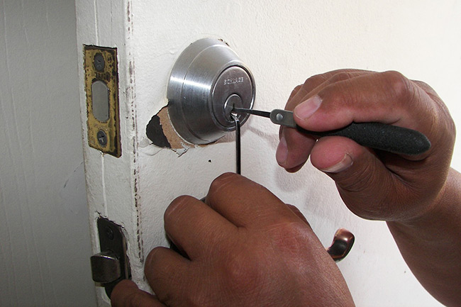 Locksmith Services by Help Squad